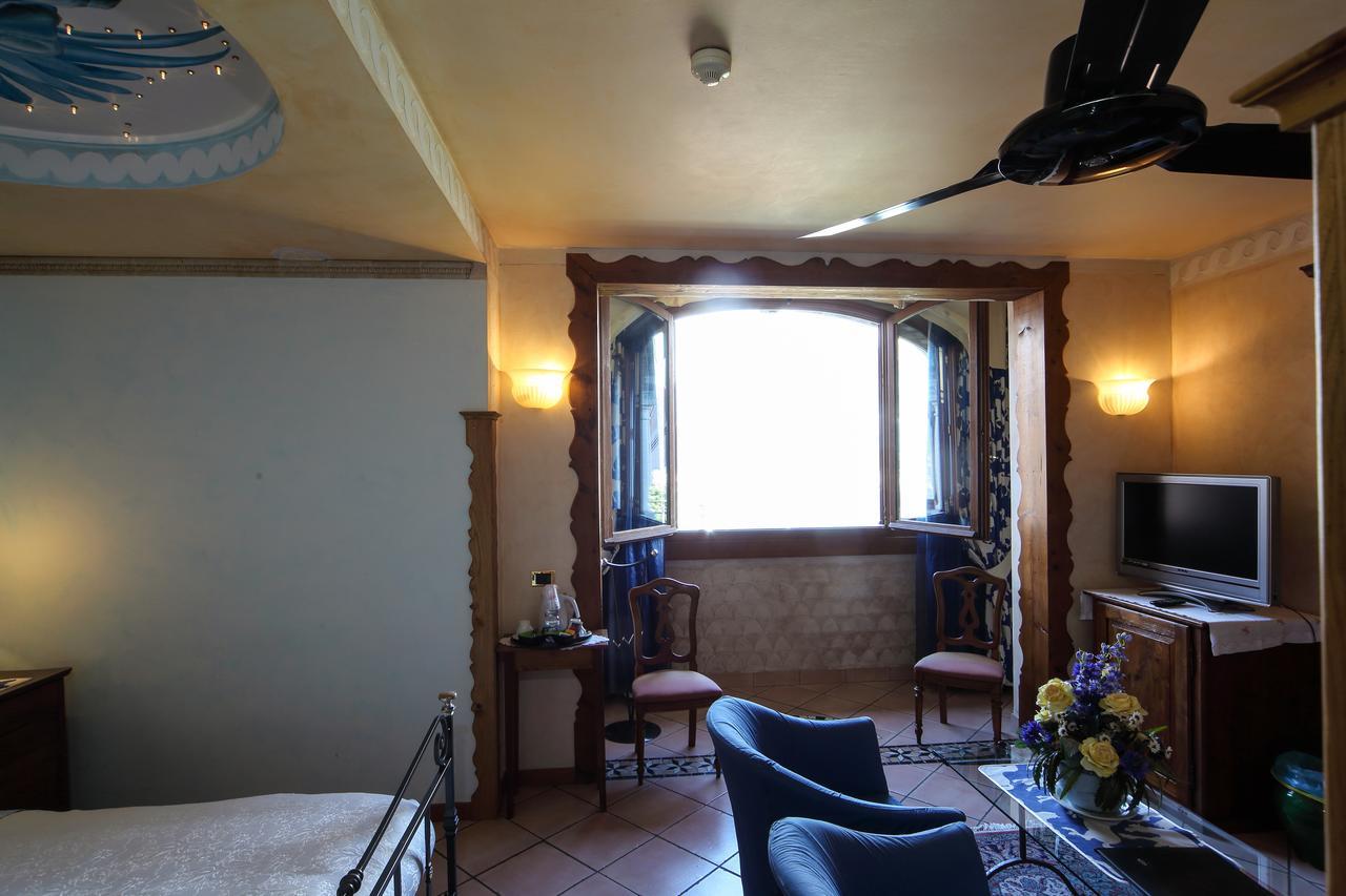 Albergo Ristorante Conca Azzurra Colico Exterior photo